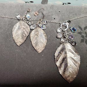 Holly Yashi Pendant and earrings